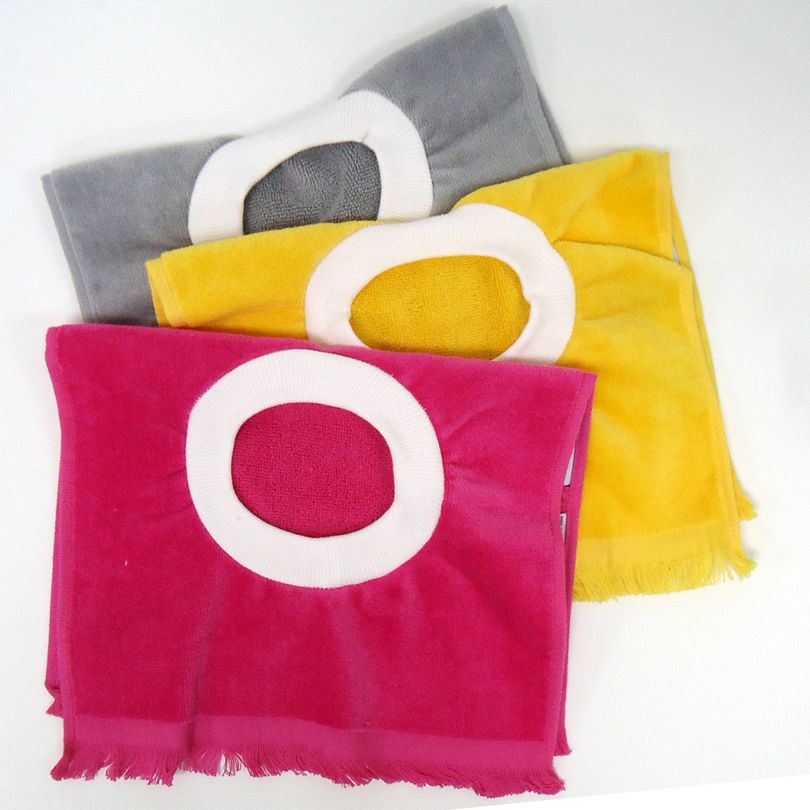 ***Closeouts*** Pullover Baby Bibs