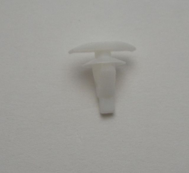 6786712150, Clip (for front door no. 2 weatherstrip, RH/LH