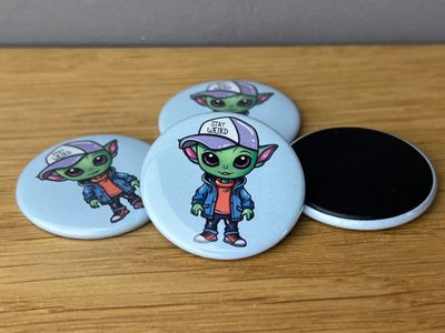 Stay Weird Alien - Magnet​ 👽
