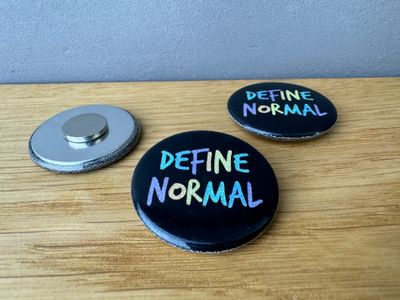 Define Normal - Glitzerschrift ​Powermagnet 🌈✨
