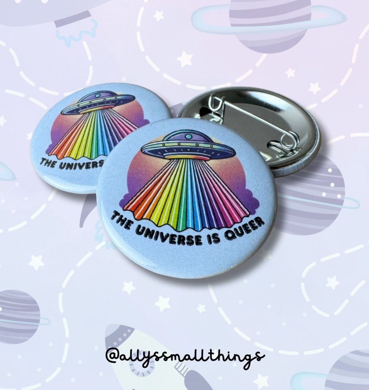 The universe is queer 🛸 - Button Regenbogen UFO 37 mm