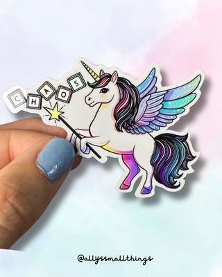 Chaos Einhorn 🦄 Holographischer Sticker Unicorn Pastell Chaos Einhorn 🦄 Holographischer Sticker Unicorn Pastell