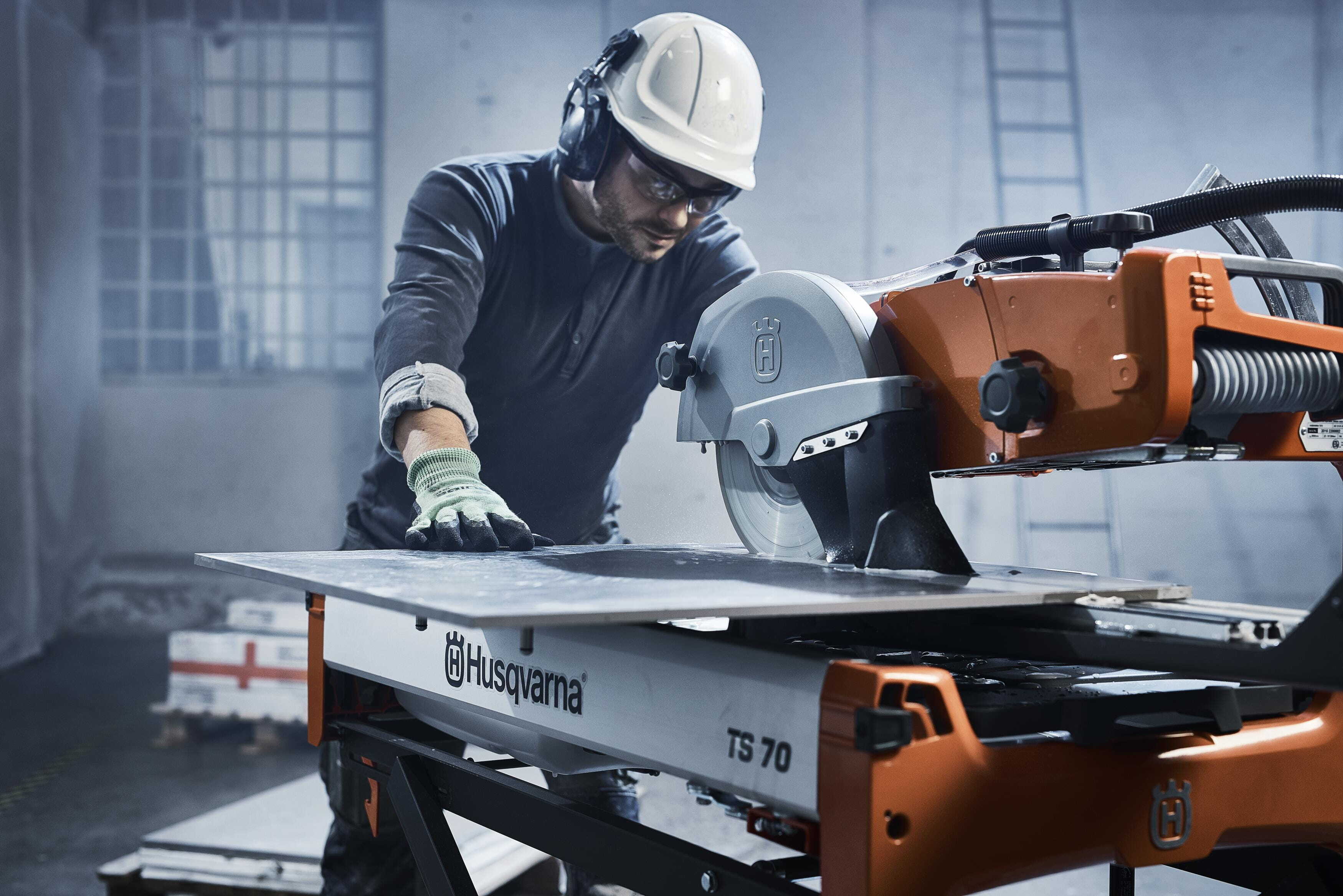 Husqvarna TS 70 Tile Saw