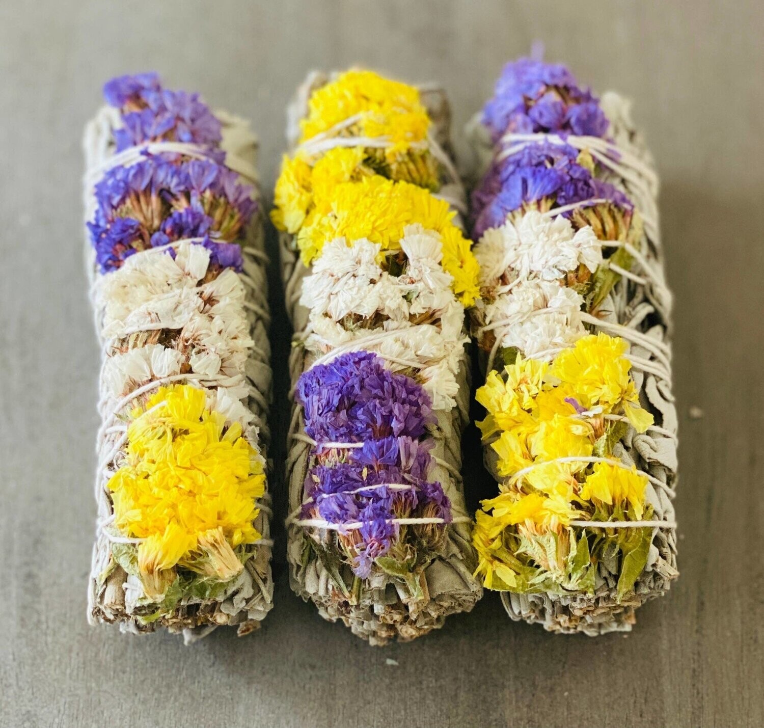 White Sage w/Multi Sinuata Flowers Smudge Stick Bundle