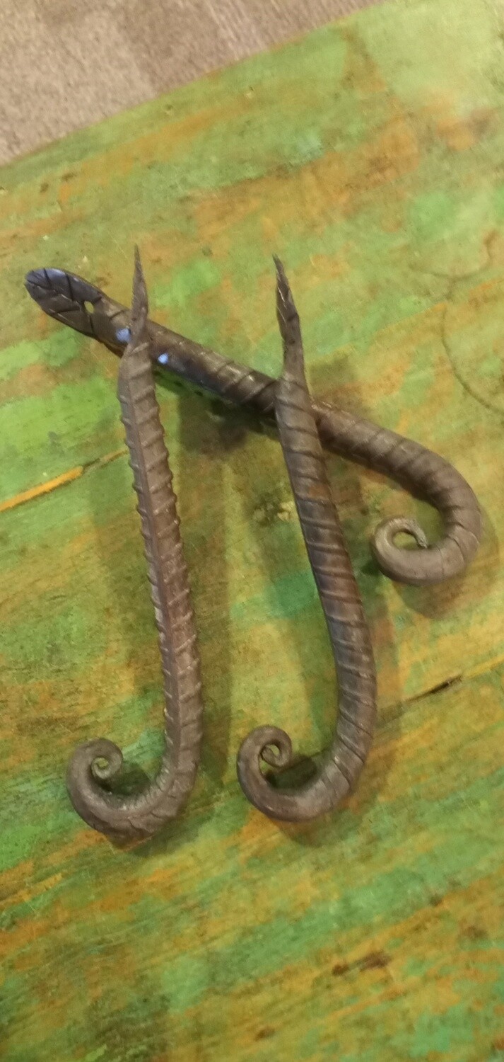 Leaf Hook