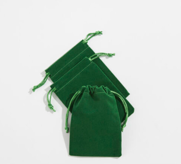 3.5&quot; x  5&quot; Green Velvet Bag