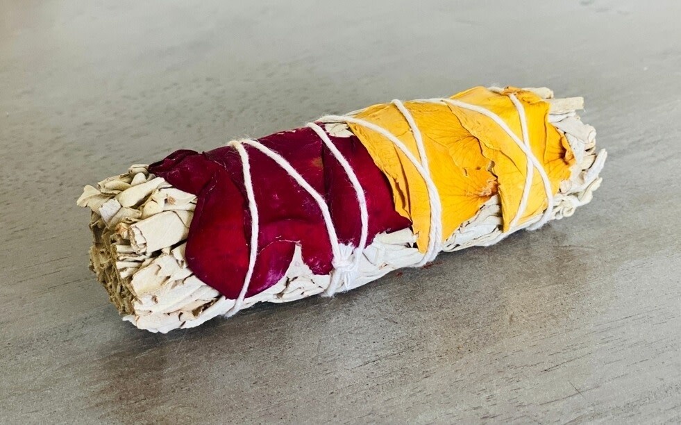 White Sage w/Dried Rose Petals Smudge Stick Bundle
