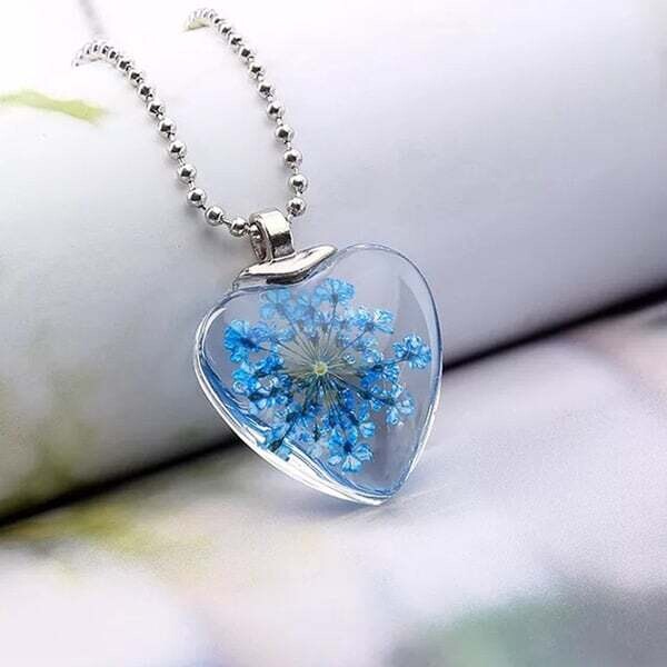 Peach Flower Heart Necklace - Blue
