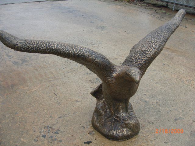 Eagle Large