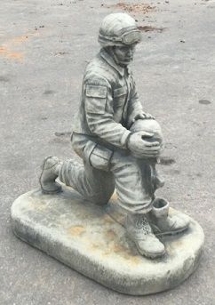 Soldier Small with Field Cross