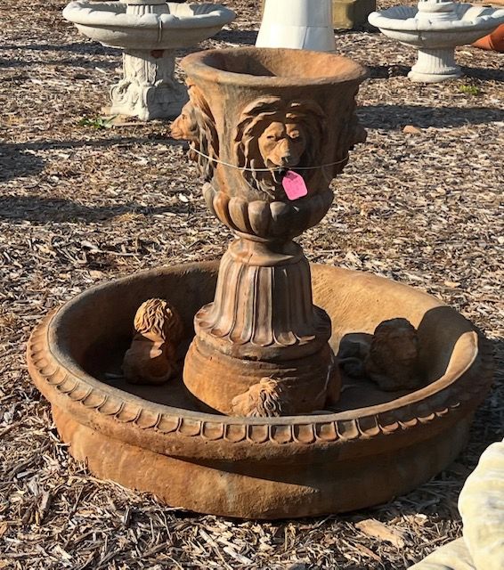 Basin Lion Urn Fountain