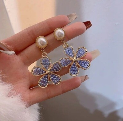 Pearl/Gold Wire Blue Bead Flower Drop Earrings