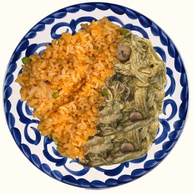 Orden de ​mole verde acompañado con arroz rojo 500g