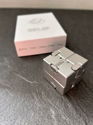 Infinity Cube Metal Silver