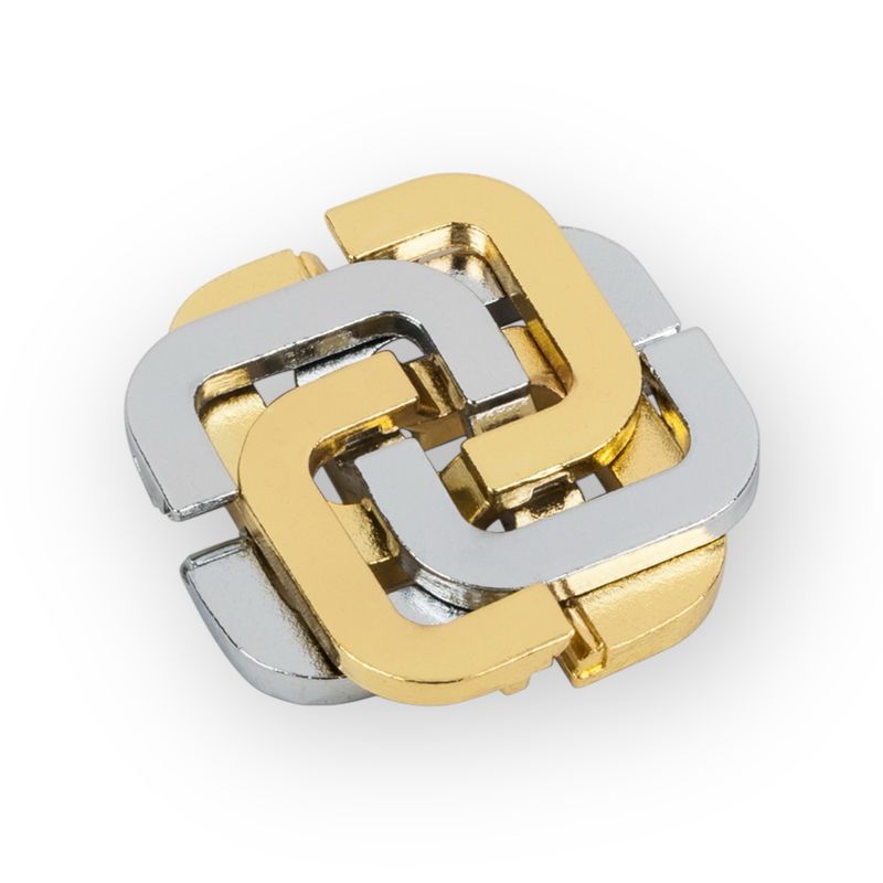Cast Puzzle Lucky Clover