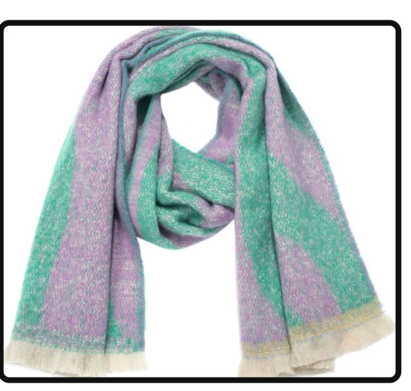 Soft Winter Scarf – Warm, Zacht, Gevlamd Motief (€13,95, 180x45 cm) 🧣