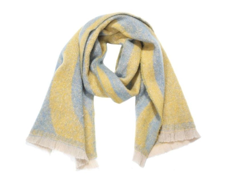 Soft Winter Scarf – Warm, Zacht, Gevlamd Motief (€13,95, 180x45 cm) 🧣