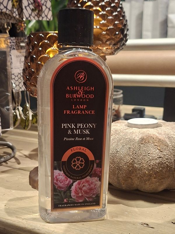 Ashleigh &amp; Burwood Geurolie – Pink Peony &amp; Musk (500 ml)