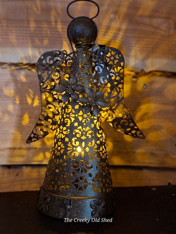 Engel Malina Roest – Metaal – L21 x B14 x H33 cm – met LED-verlichting