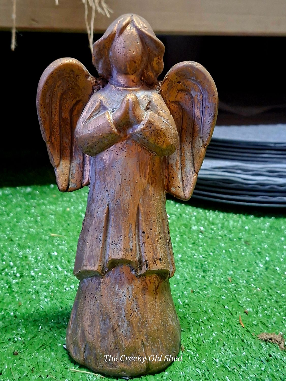 Stenen Engel Beeld – Bronskleurig (maat M, 25 cm)