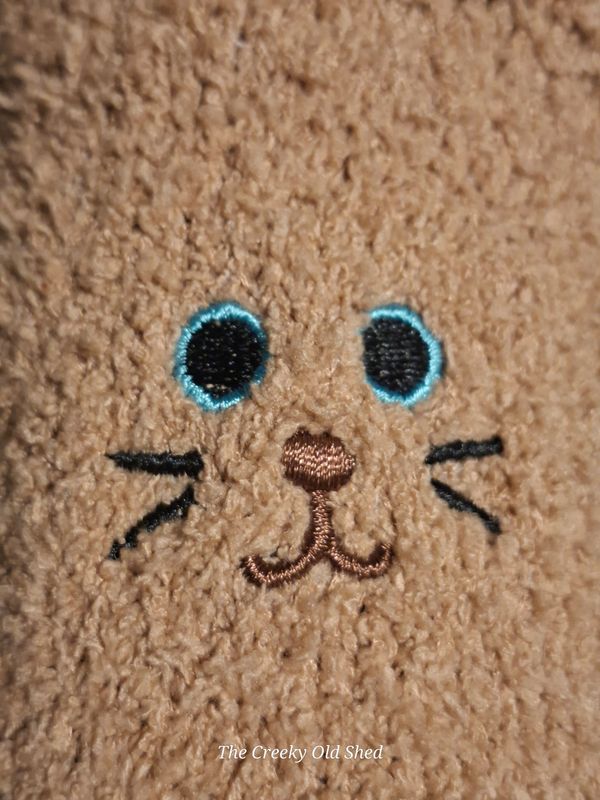 🐾 Fluffy Kattensokken – Poes met Oortjes!