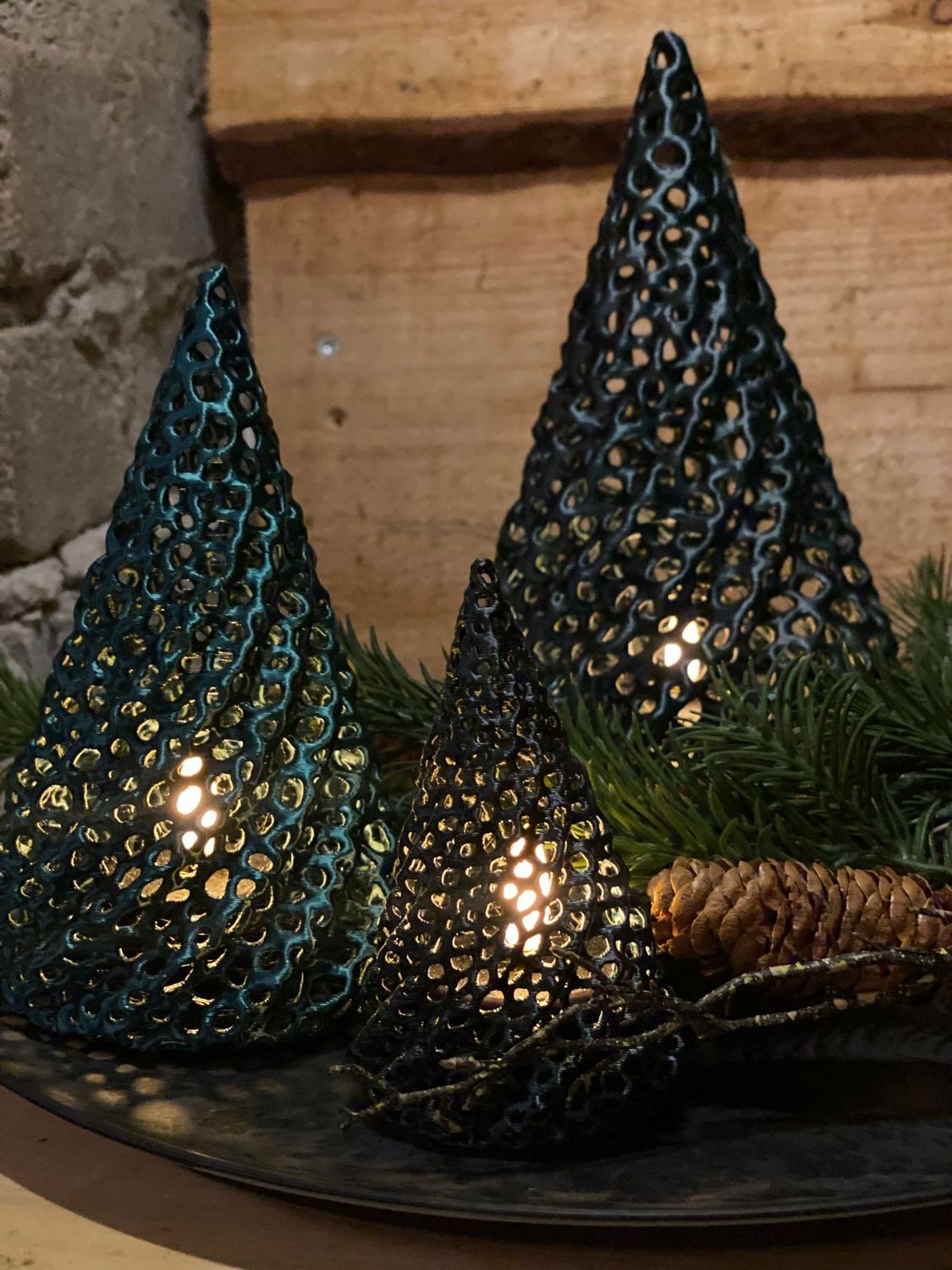 🌲 Set van 3 Unieke Kerstboompjes – Handgemaakt &amp; 3D-geprint