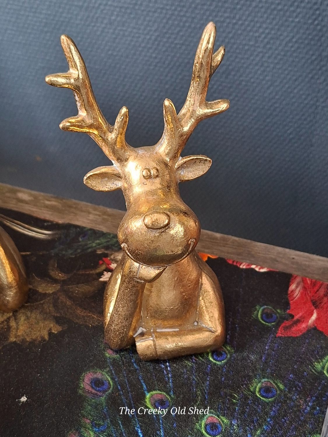 Rendier beeld Brent goud – L