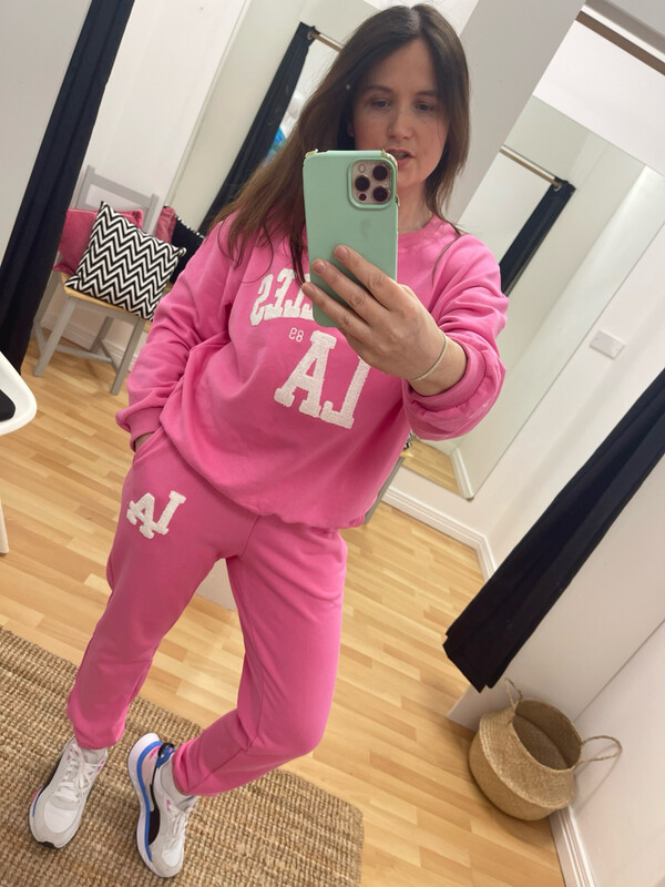 The LA Jogger in Bubblegum Pink