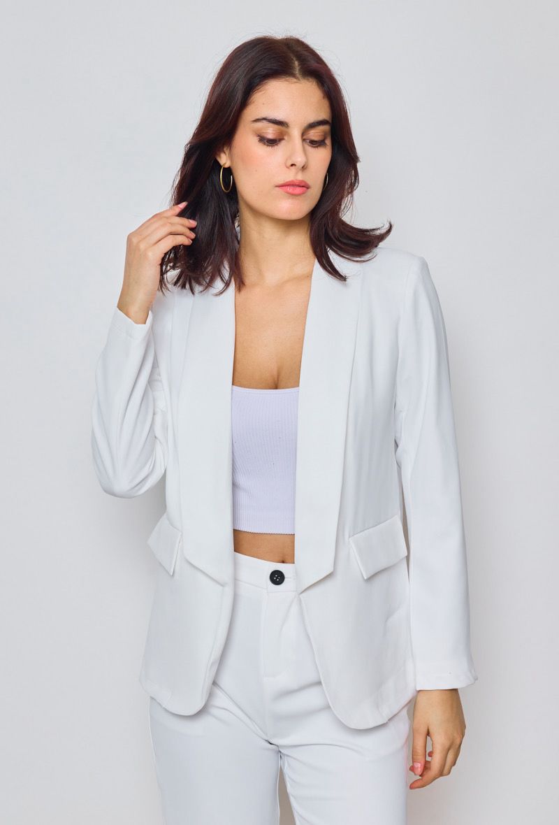 The Mia Boyfriend Jacket In White