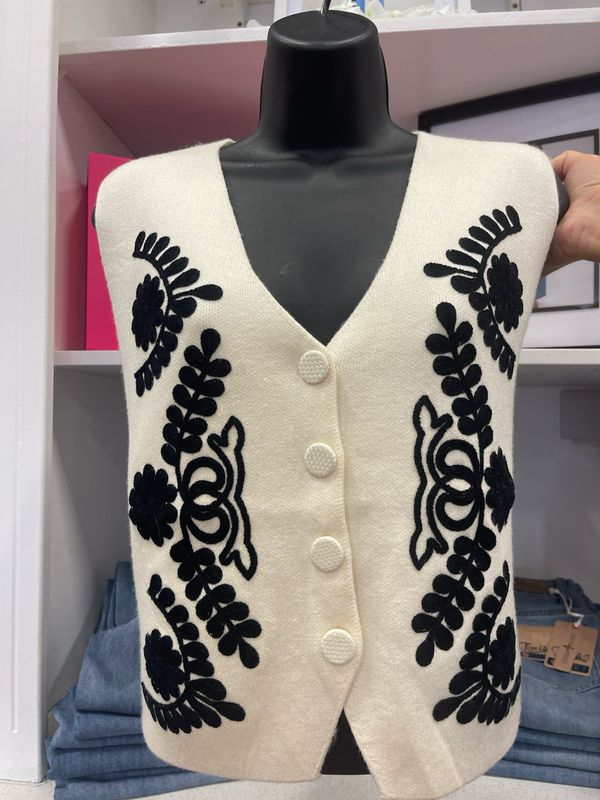 Tia Waistcoat In Off White