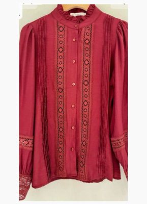 The Lilibeth Blouse In Burgundy