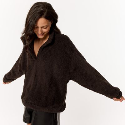 The Harriet Teddy Borg Fleece In Black