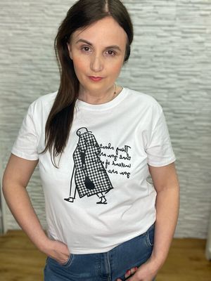 The Gingham Trench Coat Gal T Shirt In Black