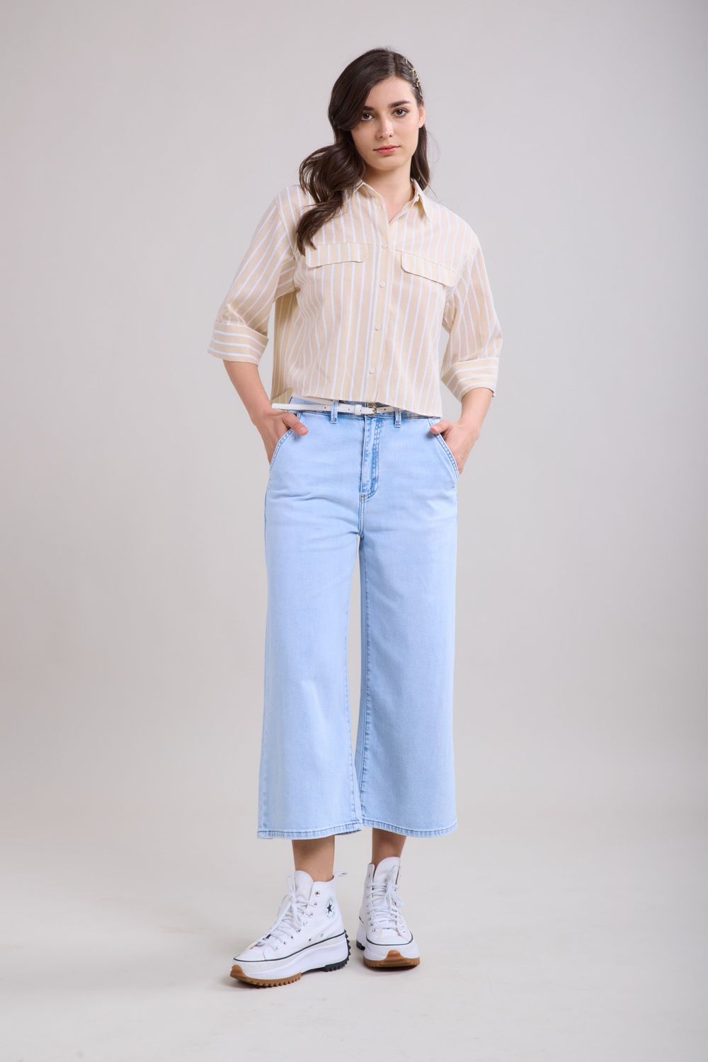 Toxik High Waisted Belted Crop In Light Wash