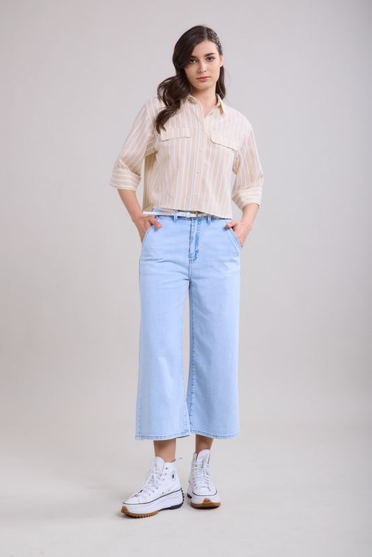 Toxik High Waisted Belted Crop In Light Wash