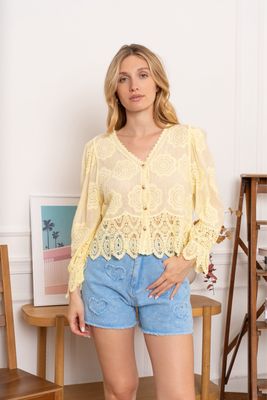 The Annabelle Broderie Anglaise Blouse In Lemon