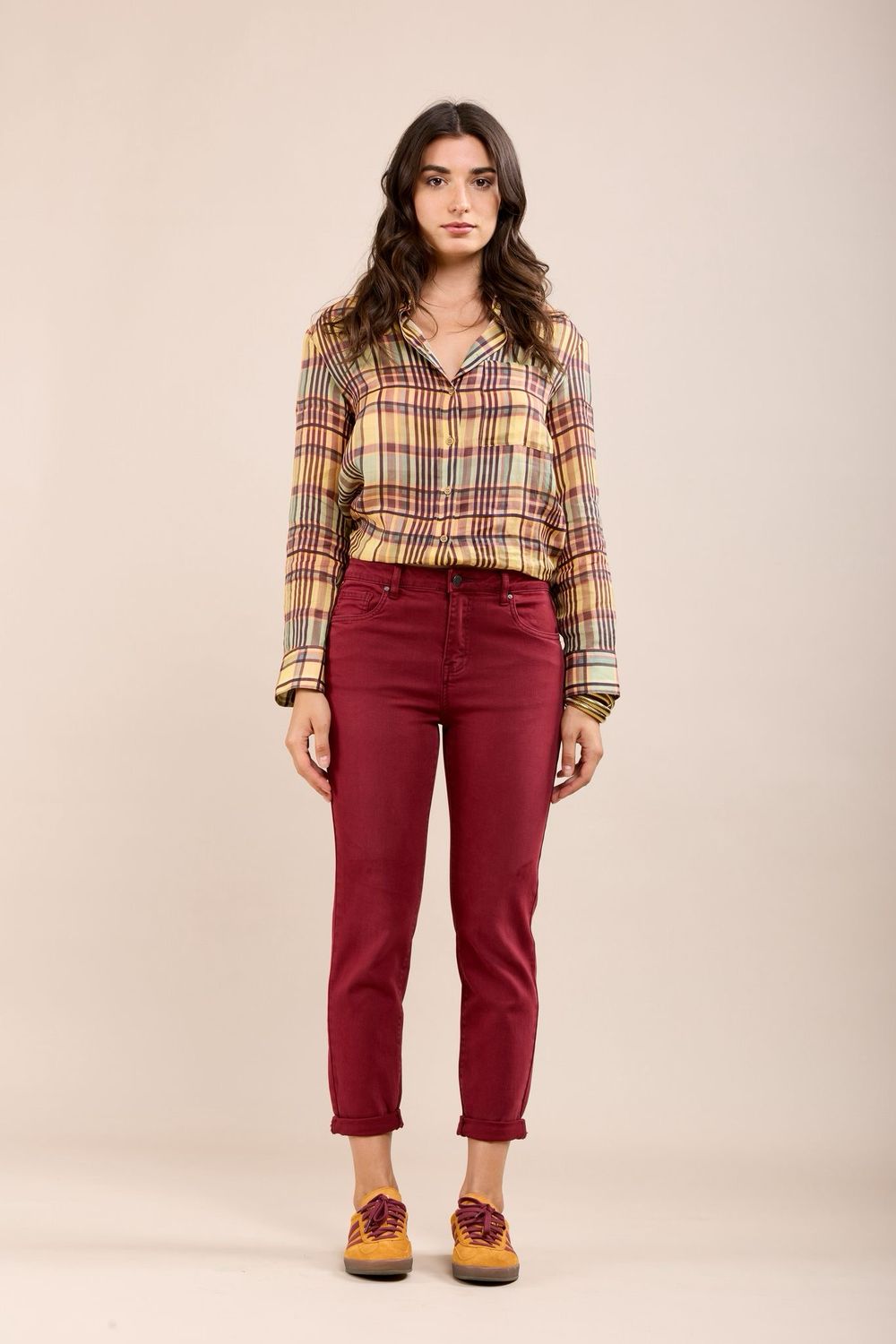 Toxik Boyfriend Jeans In Cherry Red