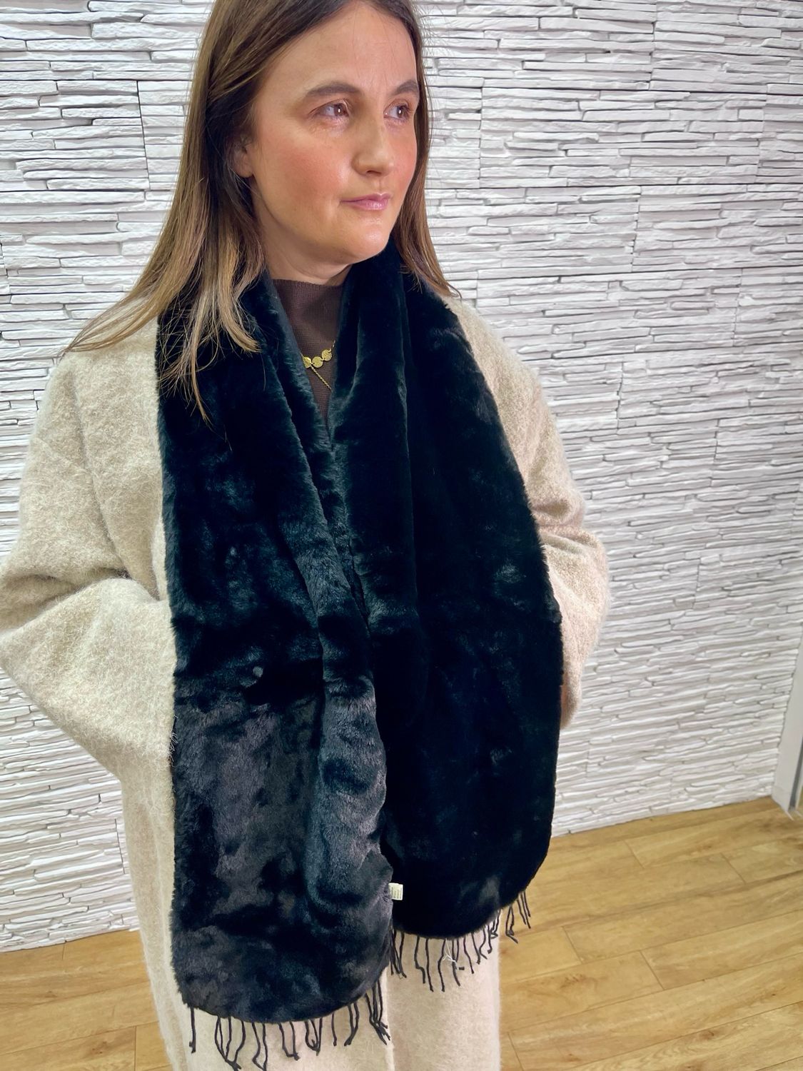 The Black Faux Fur Scarf