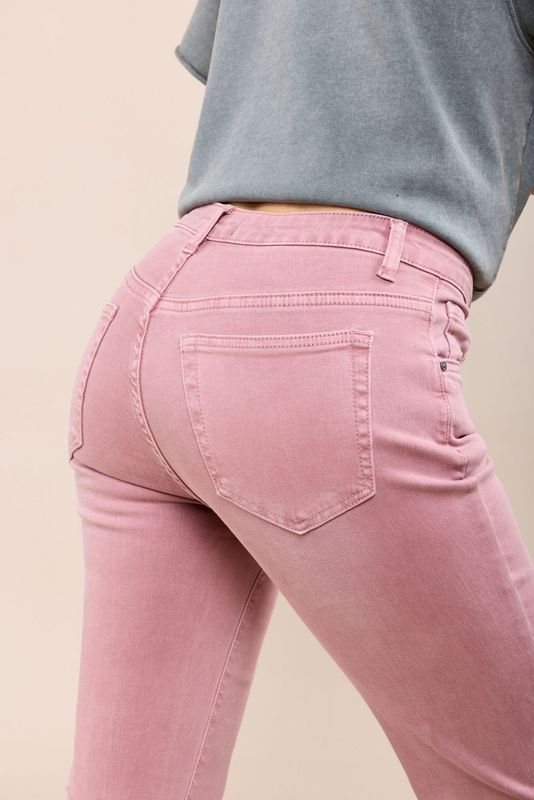 Toxik Boyfriend Jeans in Dusky Pink