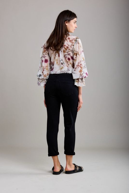 Toxik Boyfriend Jeans In Black