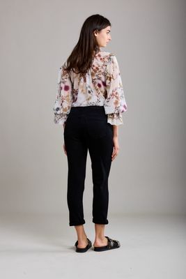 Toxik Boyfriend Jeans In Black