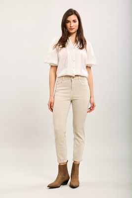 Toxik Boyfriend Jeans In Beige