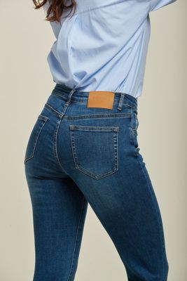 Toxik Boyfriend Jeans In Mid Wash Denim