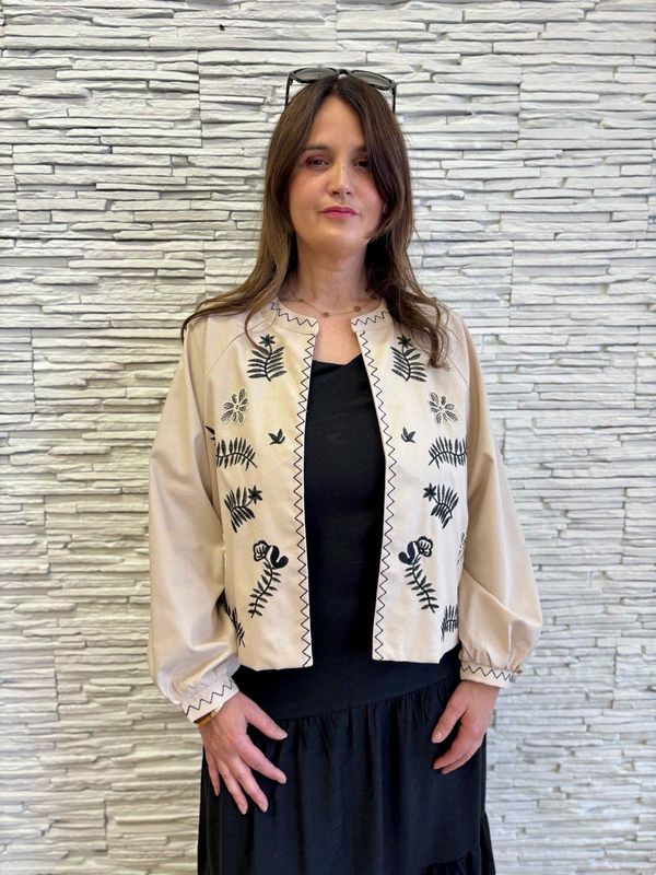 The Leisha Kimono Jacket In Beige
