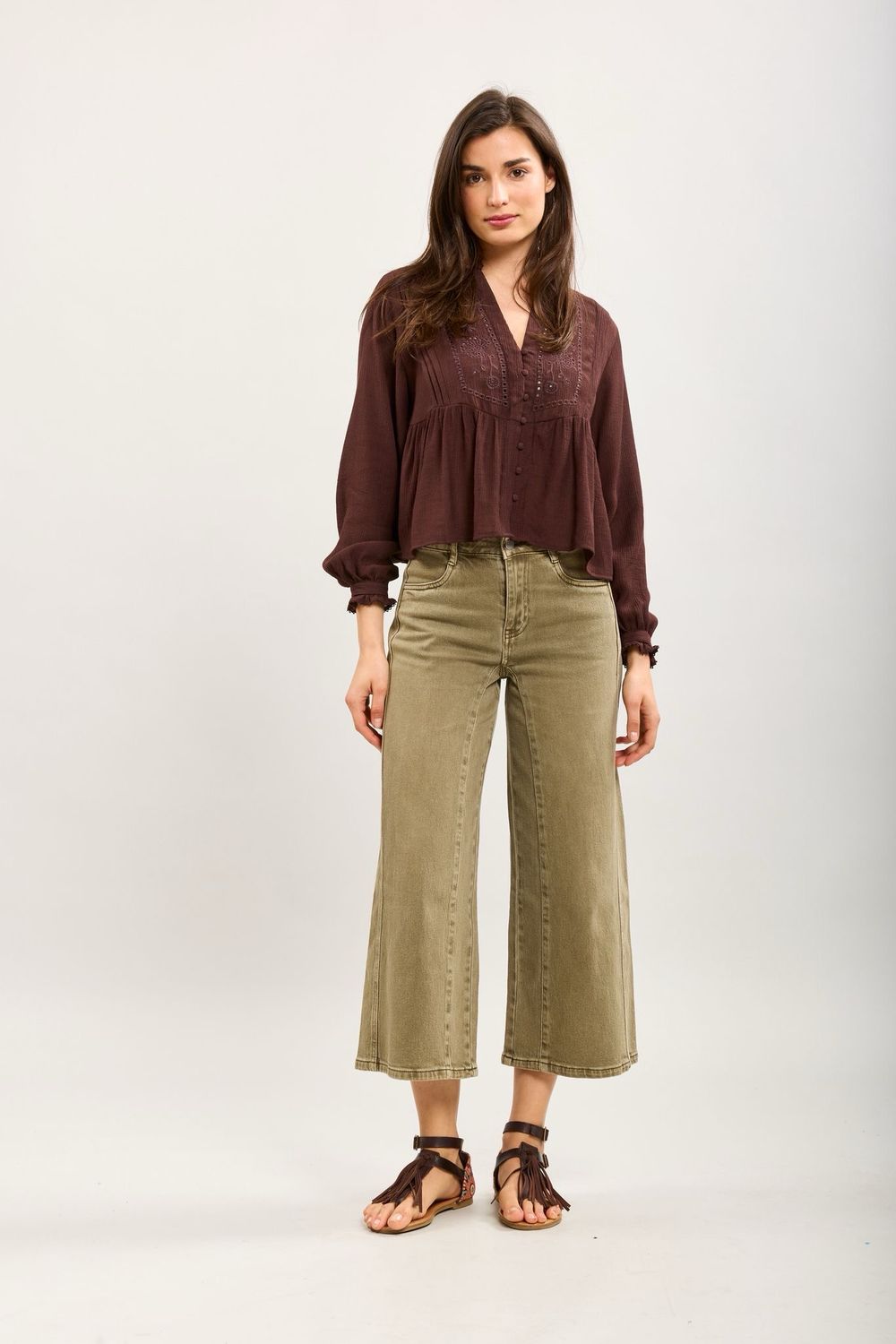 Toxik Wide Leg Crop Jeans in Khaki