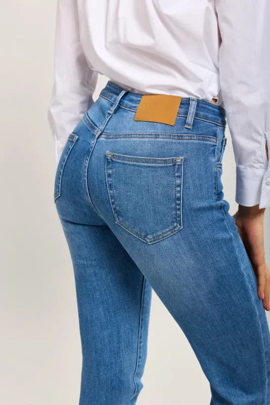 Toxik Boyfriend Jeans In Mid Wash Denim