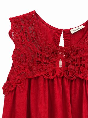 The Shelly Embroidered Top In Red