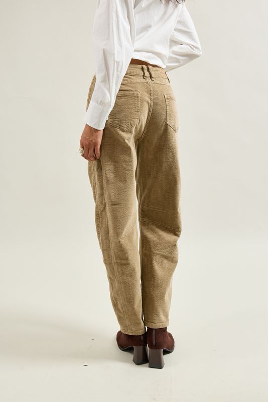 The Jolie Barrel Cord In Taupe