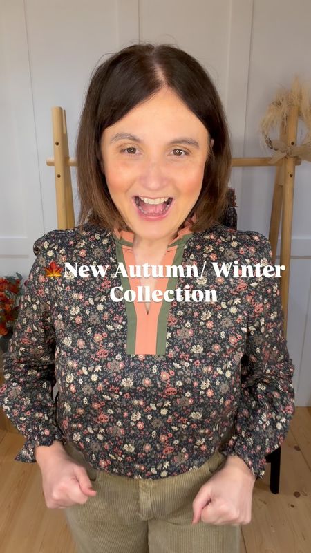 The Stevie Navy Floral Contrast Blouse