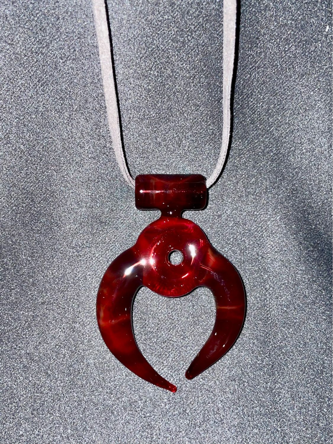Shonlys x green volcano solid horned pendant